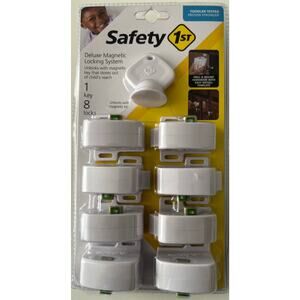Safety 1st Deluxe Magnetic Locking System 1 Key 8 Locks HS133 New Sealed